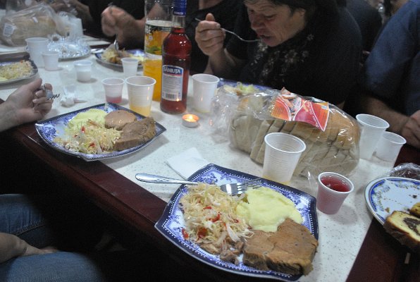 153_Pohřební hostina v Domu polském
